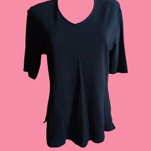 Medium Isaac Mizrahi Live Black V-Neck Short Sleeve Top Womens